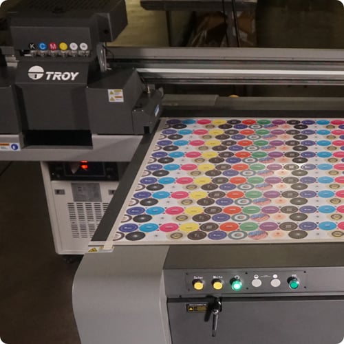 インクキャップサンプルをフラットベッドプリンターでコピー